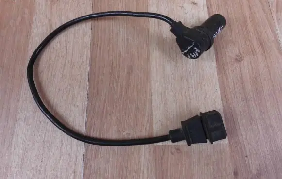 Fiat Bravo - Brava Crankshaft position sensor 0281002102