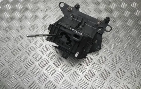 Lexus GS 300 350 430 450H Gear shifter/selector 025