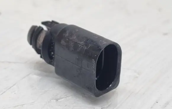 Volkswagen Golf Plus Outside/exterior temperature sensor 8Z0820535