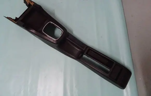 Audi A3 S3 8L Center console 
