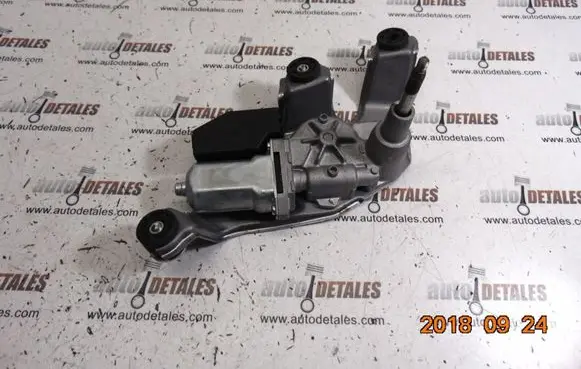 Toyota Verso Rear window wiper motor 851300F030