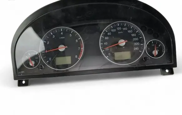 Ford Mondeo Mk III Speedometer (instrument cluster) 3S7T10849FC