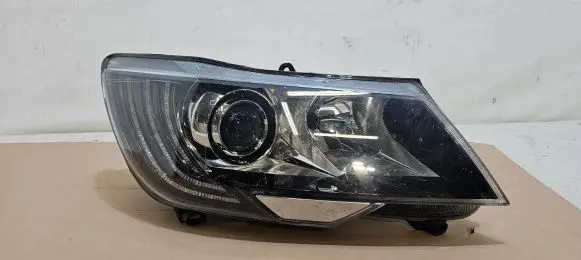 Skoda Superb B6 (3T) Headlight/headlamp 3T1941016H