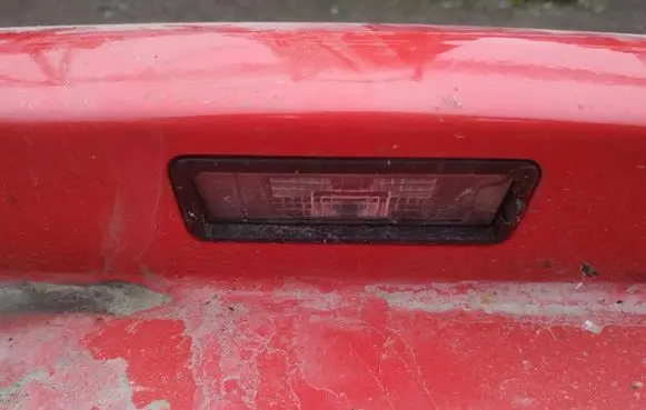 Volkswagen Cross Polo Number plate light