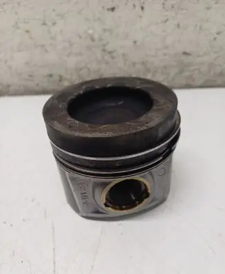 Audi A4 S4 B9 Piston 81L150 CNH