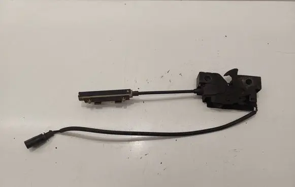 Volkswagen Touran II Engine bonnet/hood lock/catch 1T1823531B