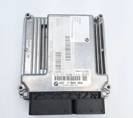 BMW 3 E90 E91 Engine control unit/module 7803369 7793496 7804587