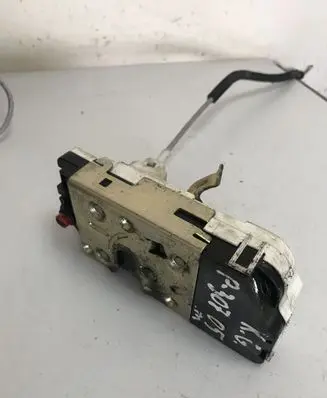 Peugeot 307 Rear door lock