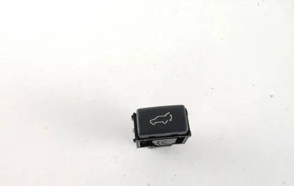 Subaru Forester SJ Tailgate/boot open switch button 