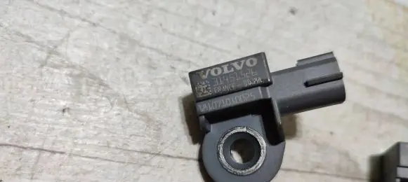 Volvo V40 Airbag deployment crash/impact sensor 31451526 181071010025 5D1303CB