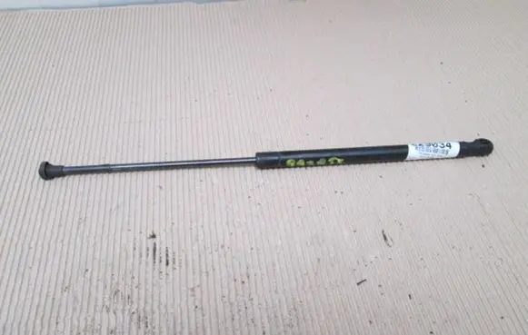 Seat Ibiza III (6L) Shock absorber/damper mounting bracket 
