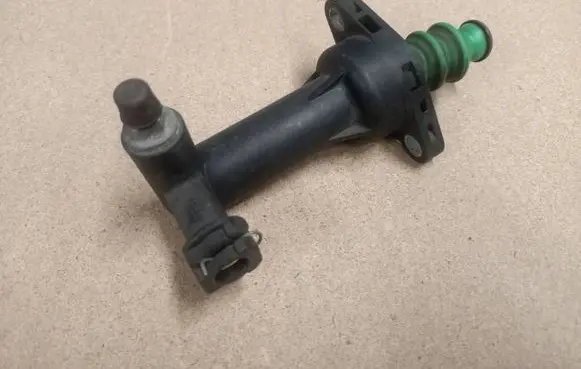 Skoda Fabia Mk1 (6Y) Clutch master cylinder 6Q0721261A