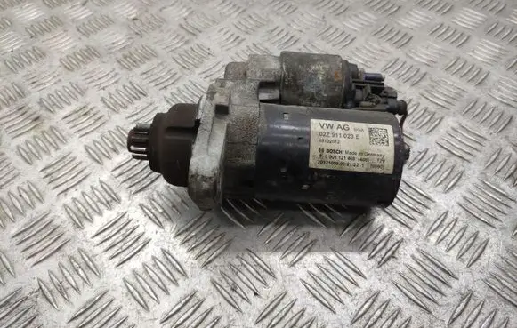 Volkswagen PASSAT B7 Starter motor 02Z911023E