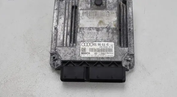 Audi A6 S6 C6 4F Engine control unit/module 03G906016HS 0281012557