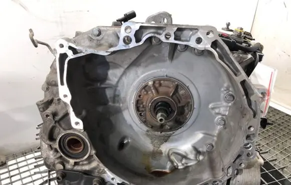 Opel Crossland X Manual 5 speed gearbox 9831944110