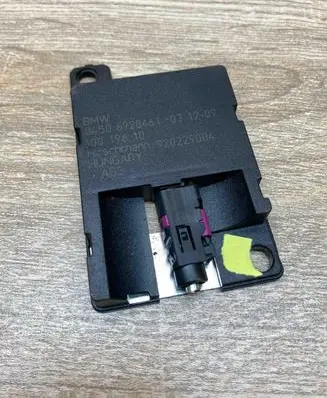 BMW 7 E65 E66 Aerial antenna amplifier 6928461 WITHPLUG