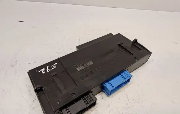 BMW 3 E92 E93 Central body control module 9134483 61359134483