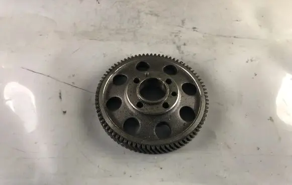 Nissan Patrol Y61 Fuel pump gear (pulley) 