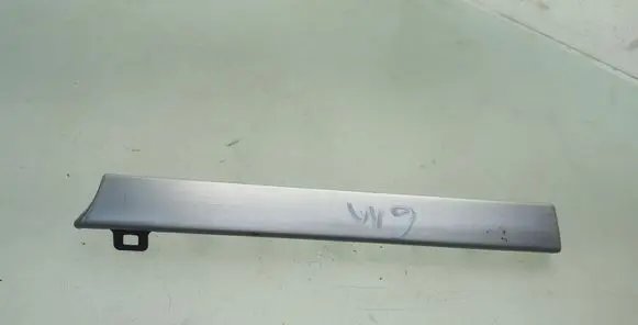 Volkswagen Touran I Dashboard glove box trim 1T1858417C