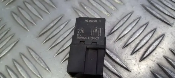 Volvo S40, V40 Other relay mb9533821l a1001-x7