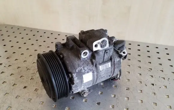 Volkswagen Polo IV 9N3 Air conditioning (A/C) compressor (pump) 6Q0820808F