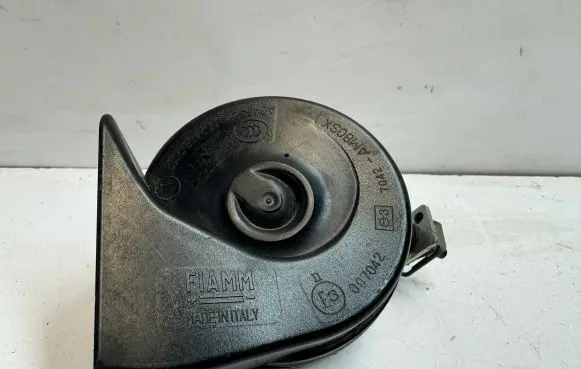Maserati Levante Horn signal 670037595