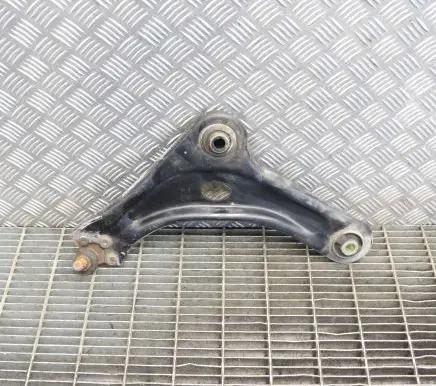 Citroen C3 Front lower control arm/wishbone