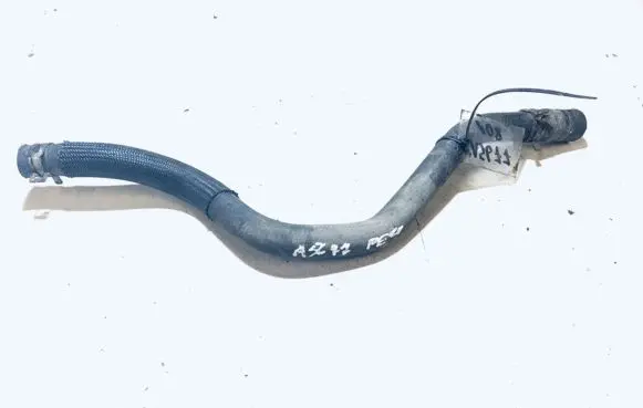 Engine coolant pipe/hose