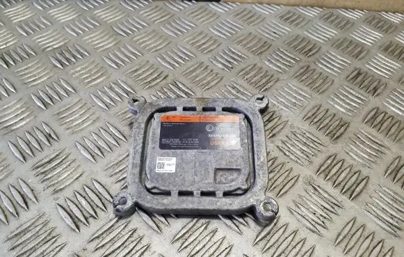 Ford Ranger Headlight ballast module Xenon AA6557901HQ X625D2812CDA 25XT6D