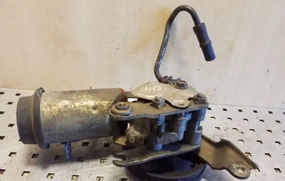 Toyota Yaris Power steering pump
