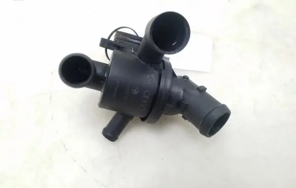Volkswagen PASSAT B7 Thermostat 03L121111AE