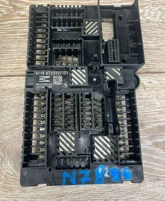 BMW 5 G30 G31 G38 Fuse module 8713127