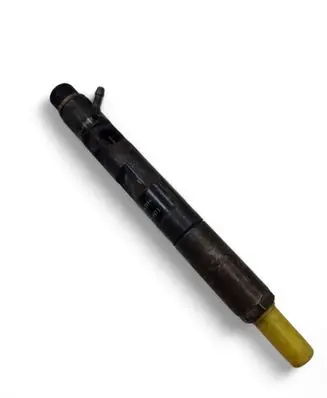 Fuel injector