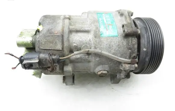 Seat Cordoba (6K) Air conditioning (A/C) compressor (pump) 1J0820803F