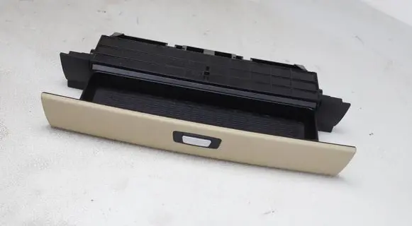 BMW 5 GT F07 Glove box 9199118 502366