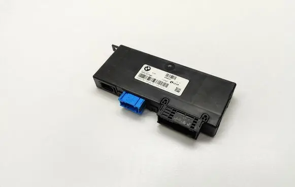 BMW 5 F10 F11 Gateway control module 9266407 61359266407 112422