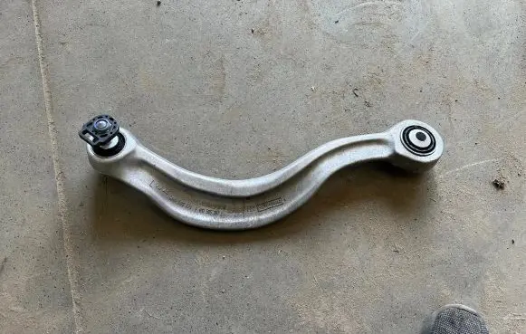 Audi Q7 4M Rear upper control arm/wishbone 4M0505397 4M0505397L