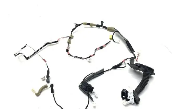 Toyota Prius (XW50) Front door wiring loom 8215147501 8215147