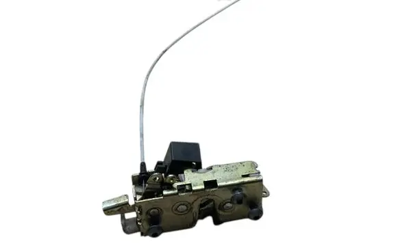 Volkswagen II LT Front door lock A901720 1135 1035