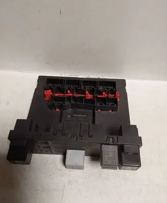 Volkswagen PASSAT B6 Comfort/convenience module 3C8937049D 28143245