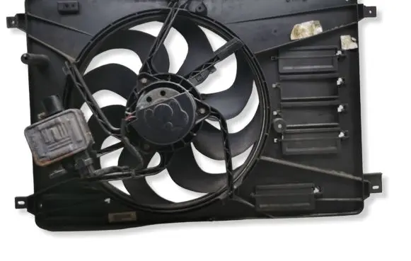 Volvo V70 Electric radiator cooling fan 31293574