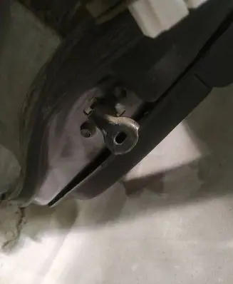 Mazda 3 I Rear door check strap stopper 