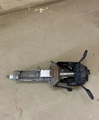 BMW 1 F20 F21 Steering wheel axle 6858561 743036 12111902920