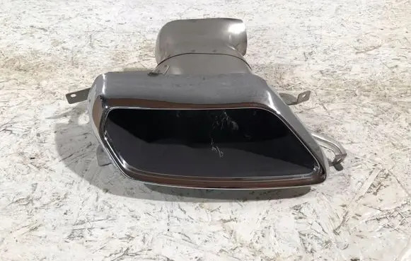Volvo XC40 Muffler trim 