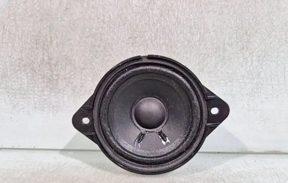 Audi A4 Allroad B8 Parcel shelf speaker 8K9035709