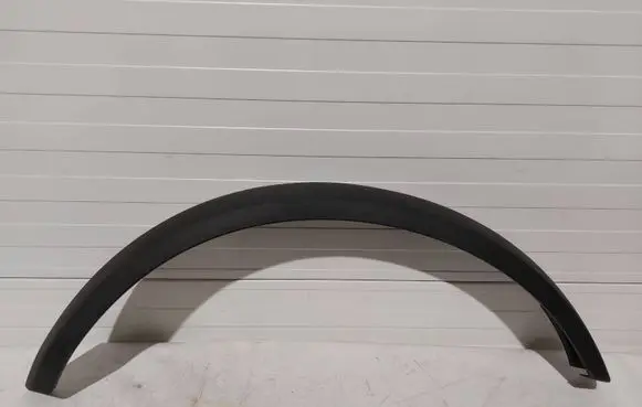Ford Bronco Fender trim (molding) M2DB16A074 M2DB16A074AC5YZ9