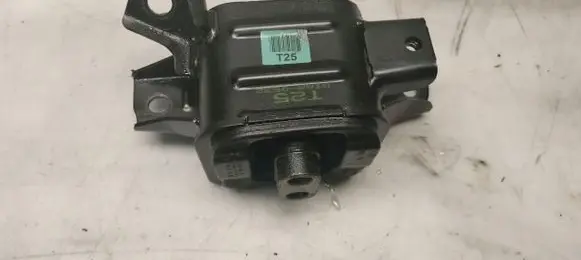 KIA Stonic Gearbox mounting bracket 91370H8260
