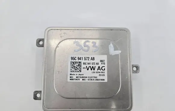 Audi A5 LED ballast control module 95C941572AB