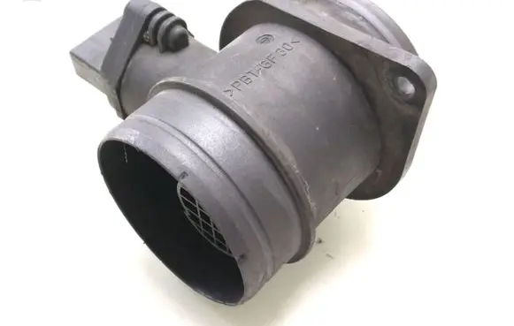 Volkswagen Touran I Mass air flow meter 0281002531 038906461B