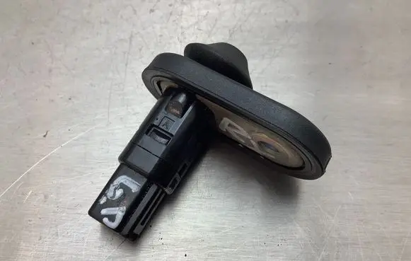 Lexus RX 330 - 350 - 400H Rear door sensor